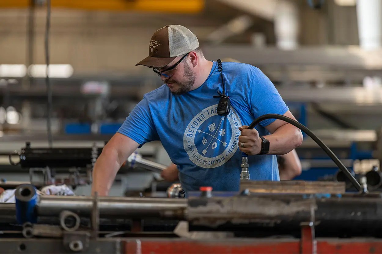 Making Equipment and Careers at Ledwell Hiring in Texarkana