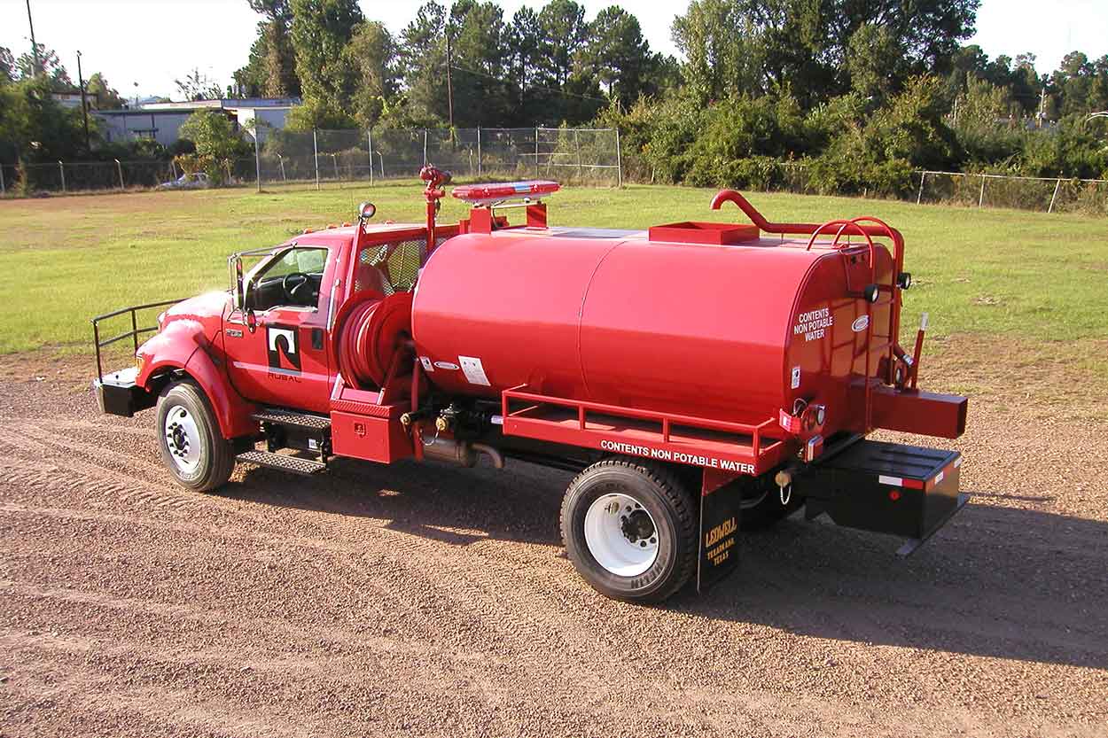 2,000 Gallon Water Tanker Truck Ledwell Custom Tanker Fire Trucks