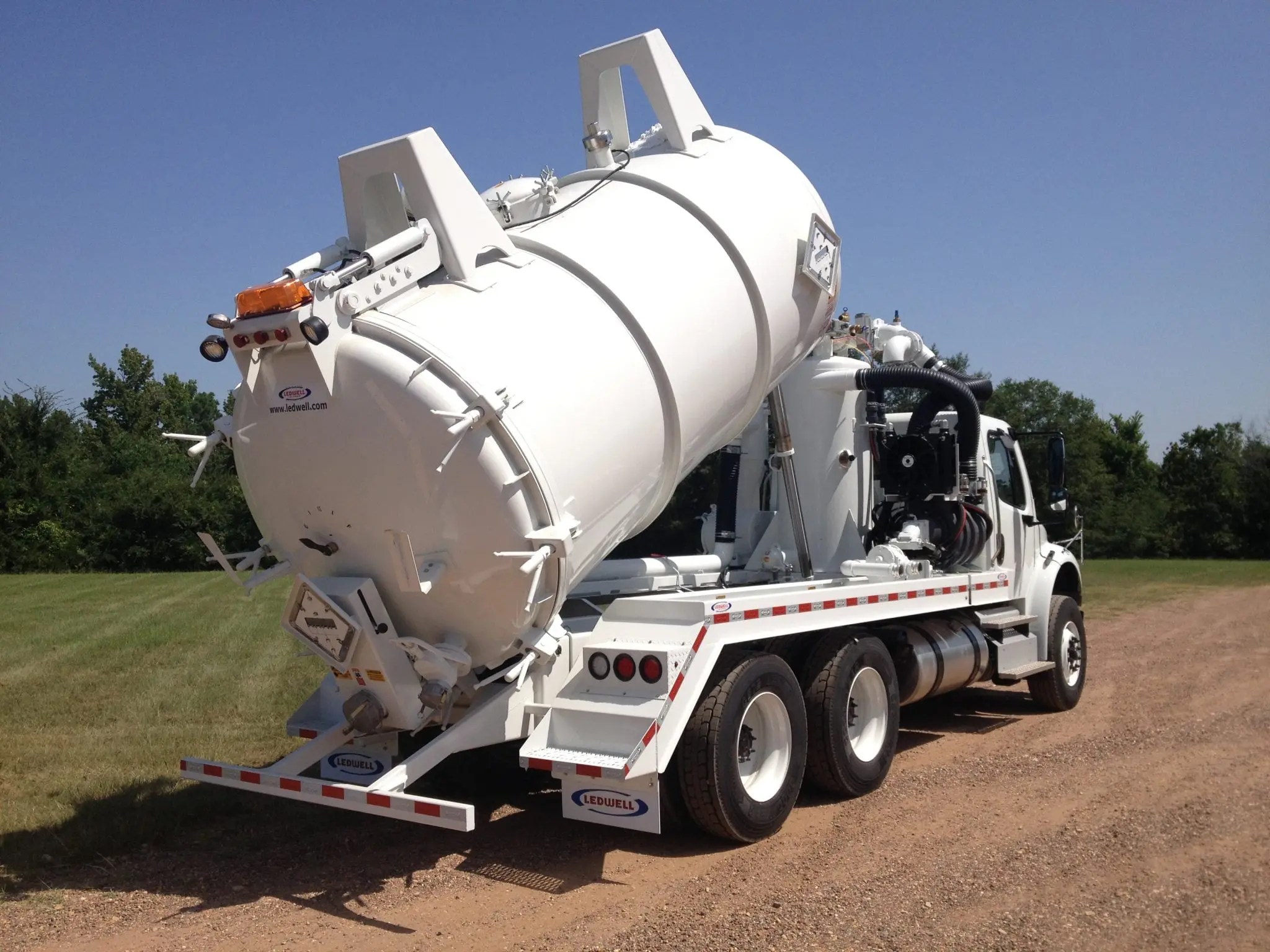 Liquid Ring Vacuum Truck Ledwell Custom Truck Bodies, Trailers, and