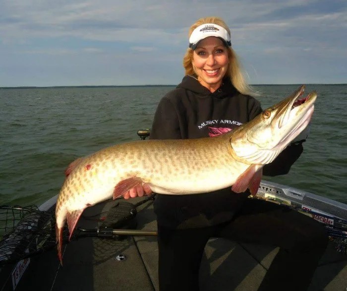 Leech Lake Muskie Fishing Leech Lake Tourism Bureau