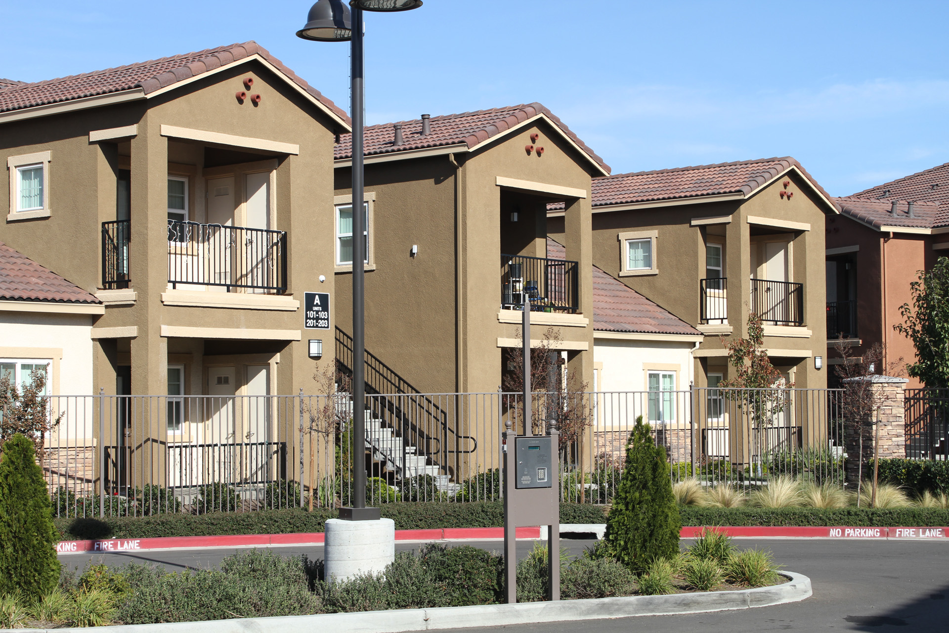 Affordable Housing, Stockton CA Lee Jagoe Architecture Inc.