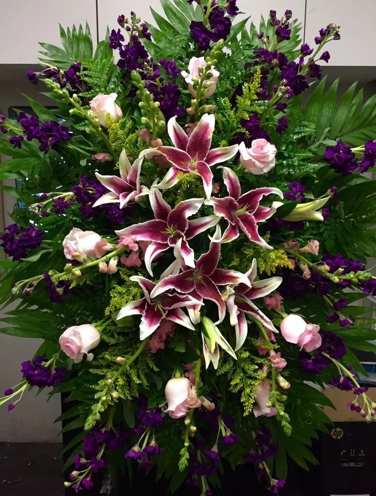 Small Funeral 4 Le Fleur IV