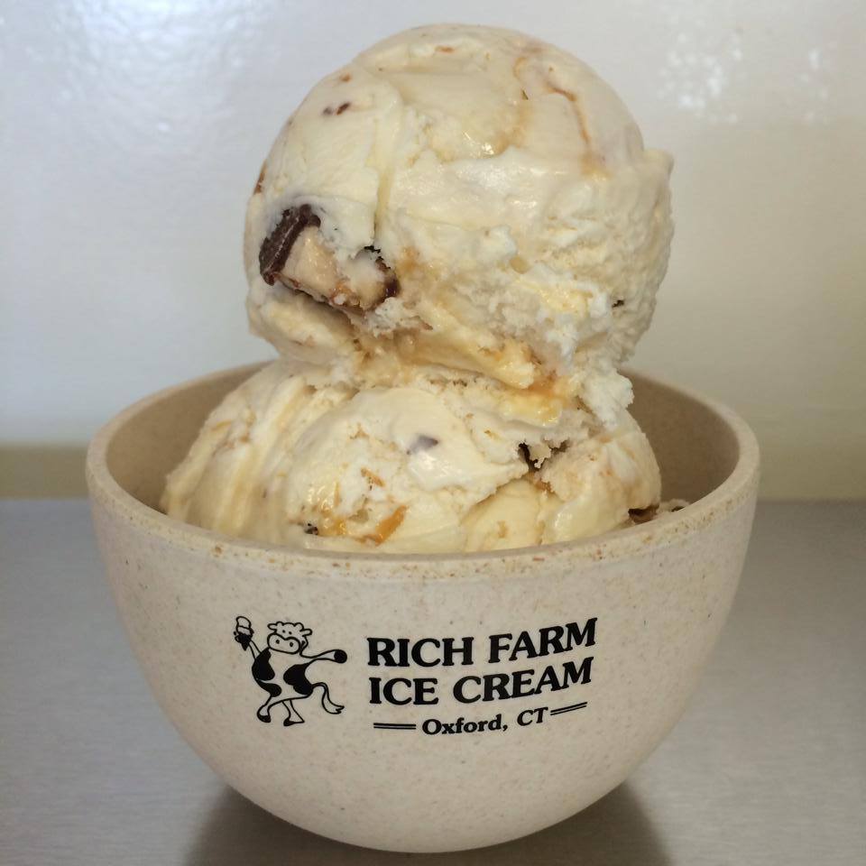 Rich Farm Ice Cream of Oxford CT Opens Today! Left at the Fork