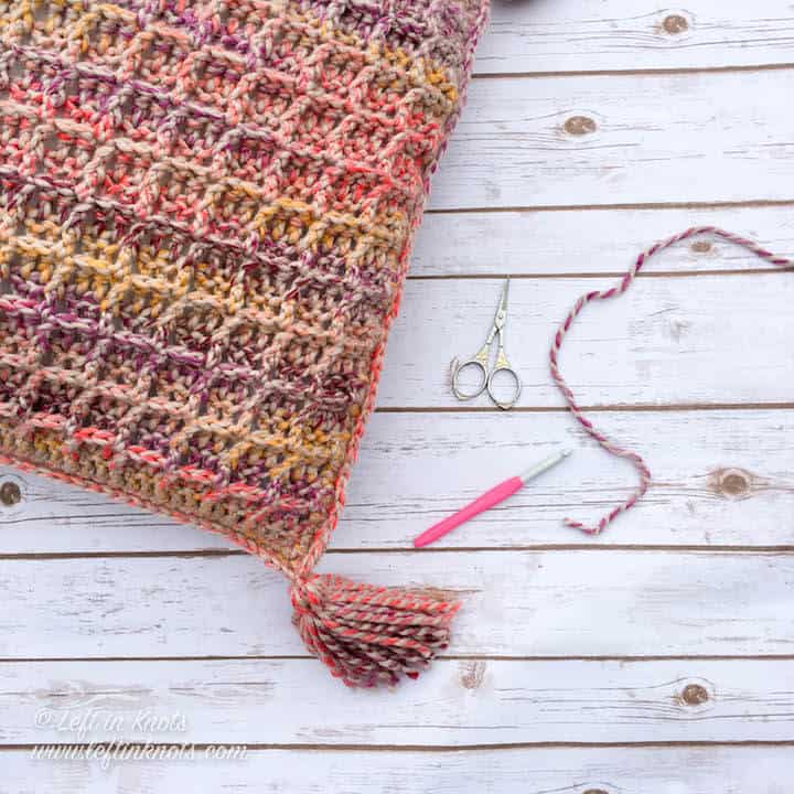 Waffle Stitch Throw Pillow Free Crochet Pattern Left in Knots