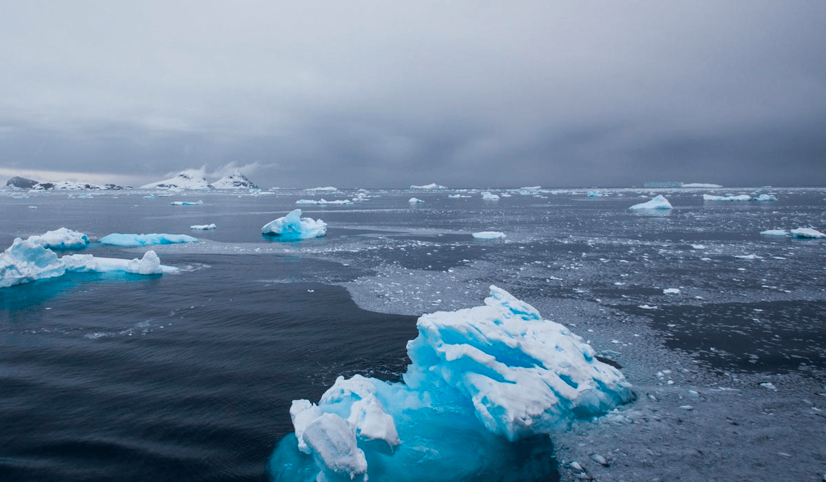 Ice shelves propping up two major Antarctic glaciers are breaking up