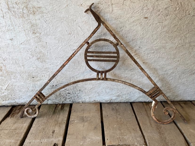 IC4445 Antique Art Deco Bracket Legacy Vintage Building Materials