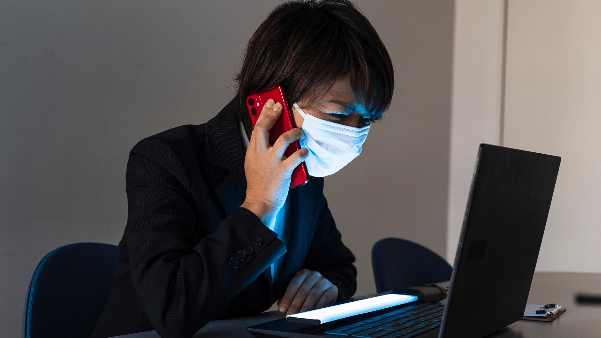 What is the Dark Web? Explaining the benefits of hiring a professional