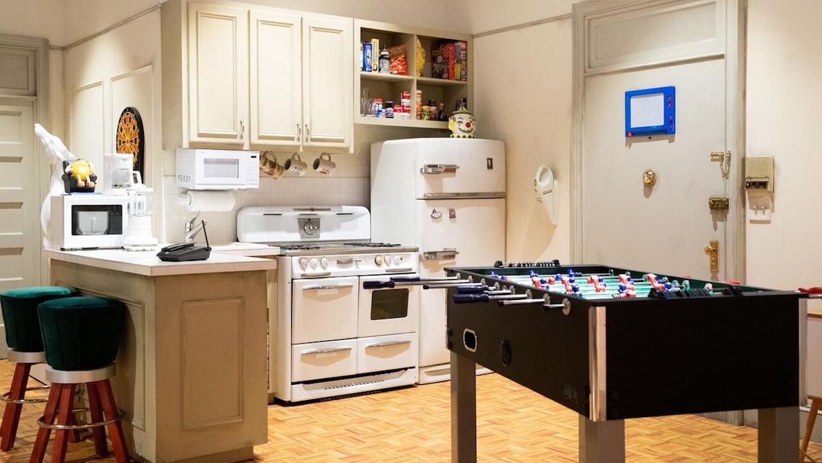 Spend a Night at the FRIENDS Apartment for Just 20 Nerdist