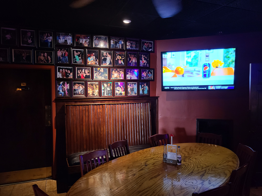 About us Legends Bar & Restaurant