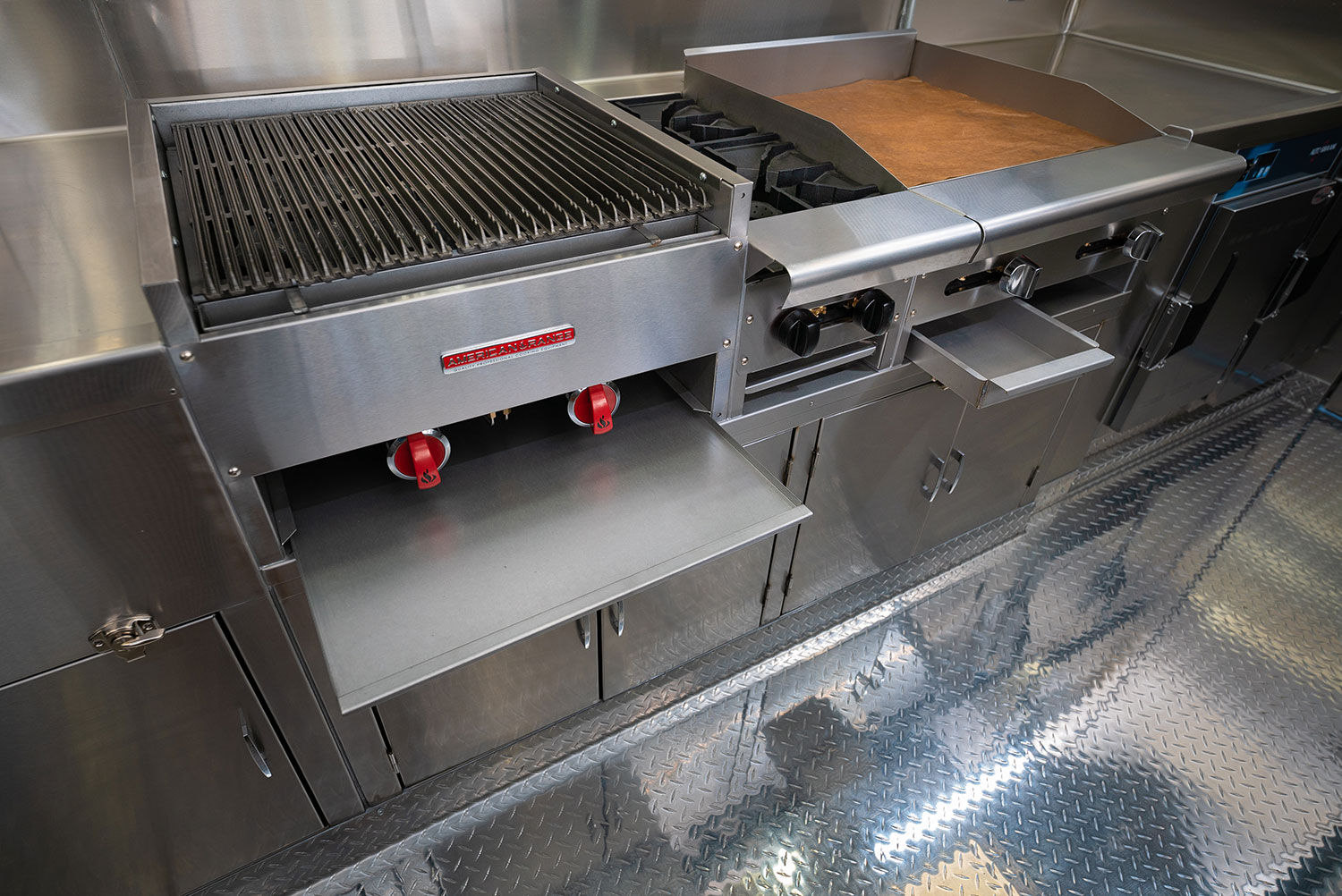 The Rib Shack Food Truck Design by Legion Food Trucks