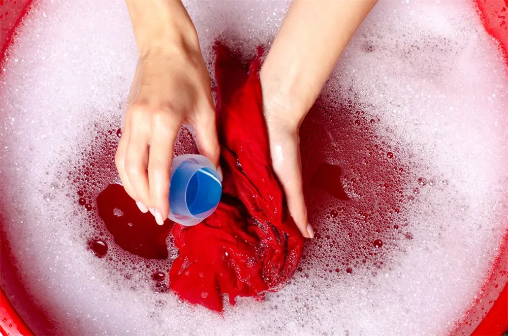 How to Clean Outdoor Cushions