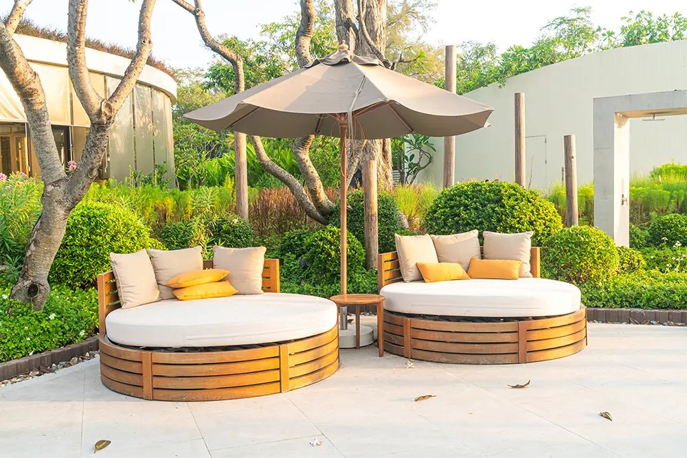 How to Keep Ants off Patio Furniture Expert Tips for a BugFree Oasis