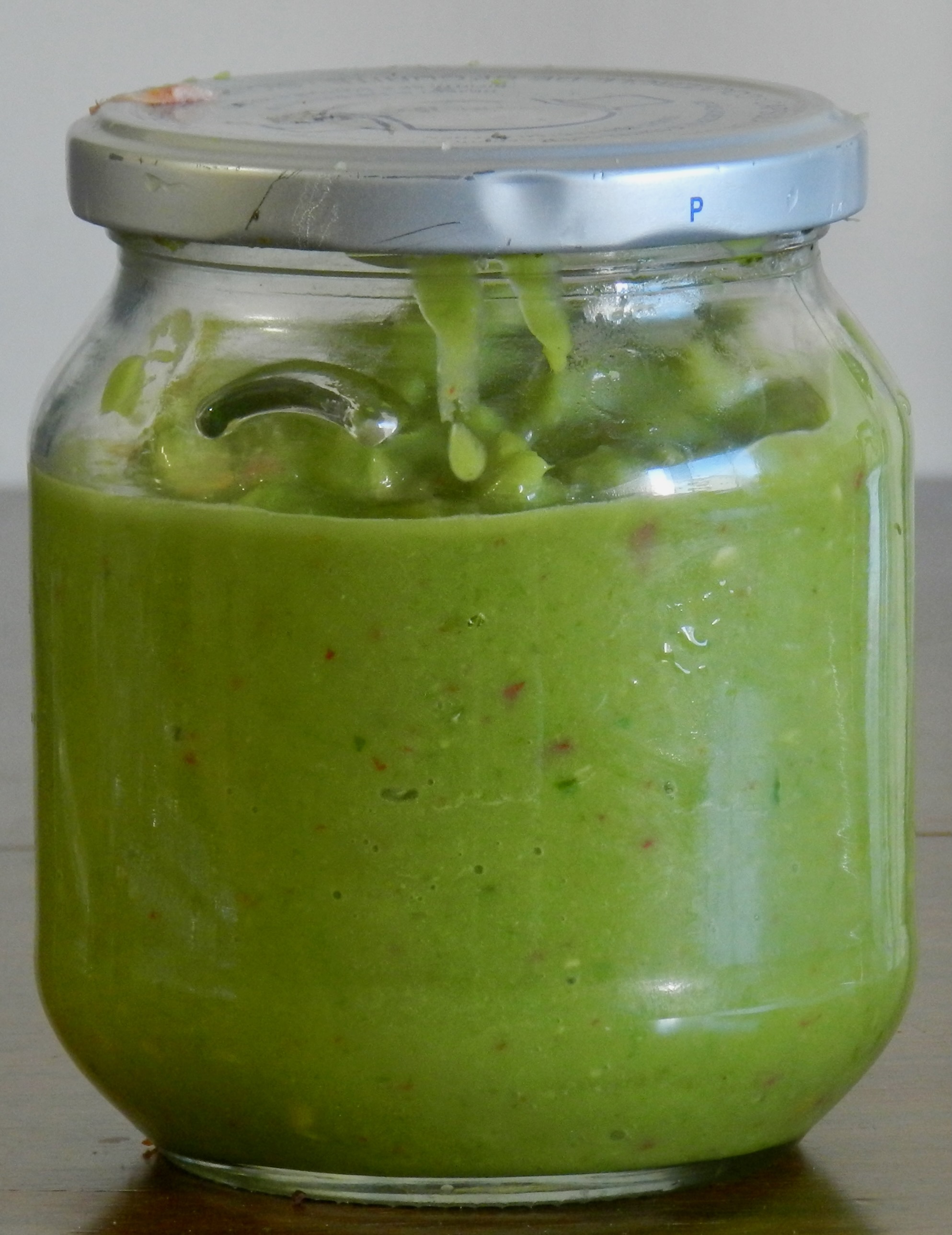 Avocadochilegarlicscape sauce Later On