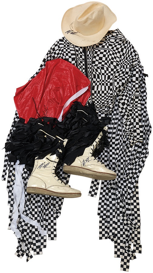 Randy Macho Man Savage Signed Ring Worn Gear