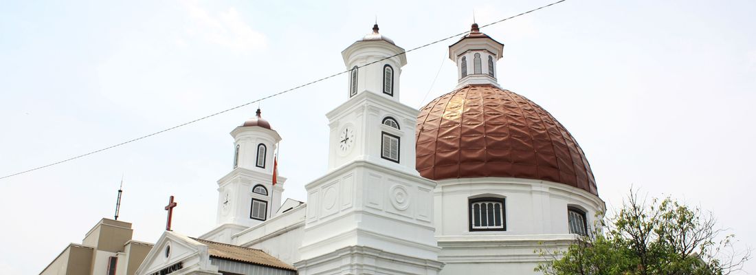 Desain Interior Gereja Minimalis