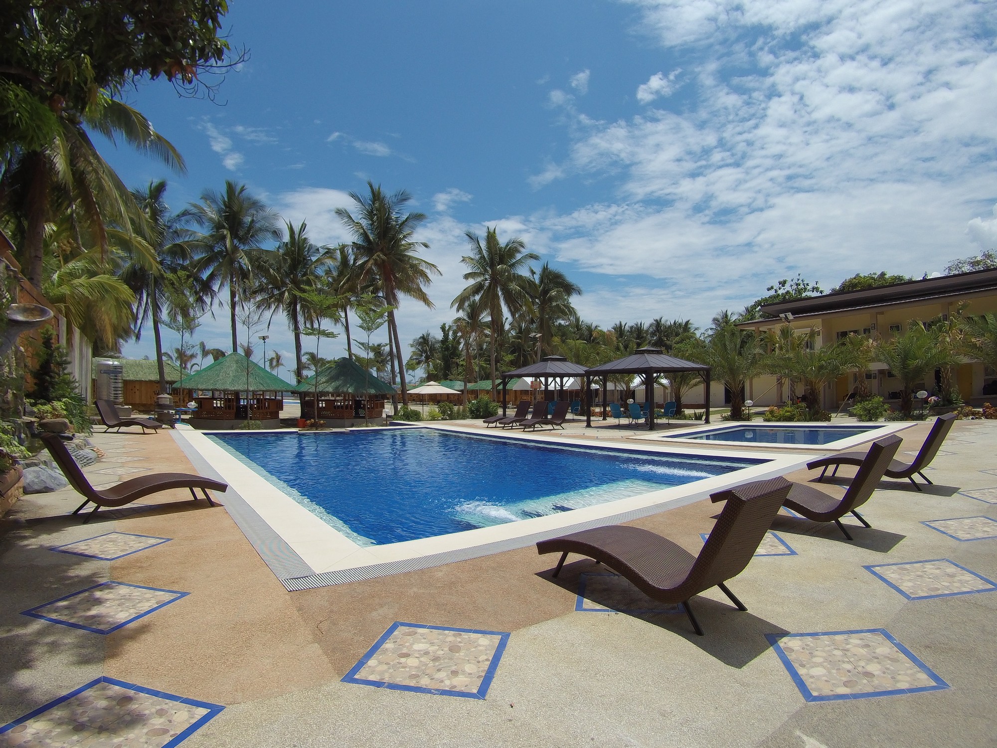 Lemerish Beachotel Rates exclusive of Entrance and Corkage fees