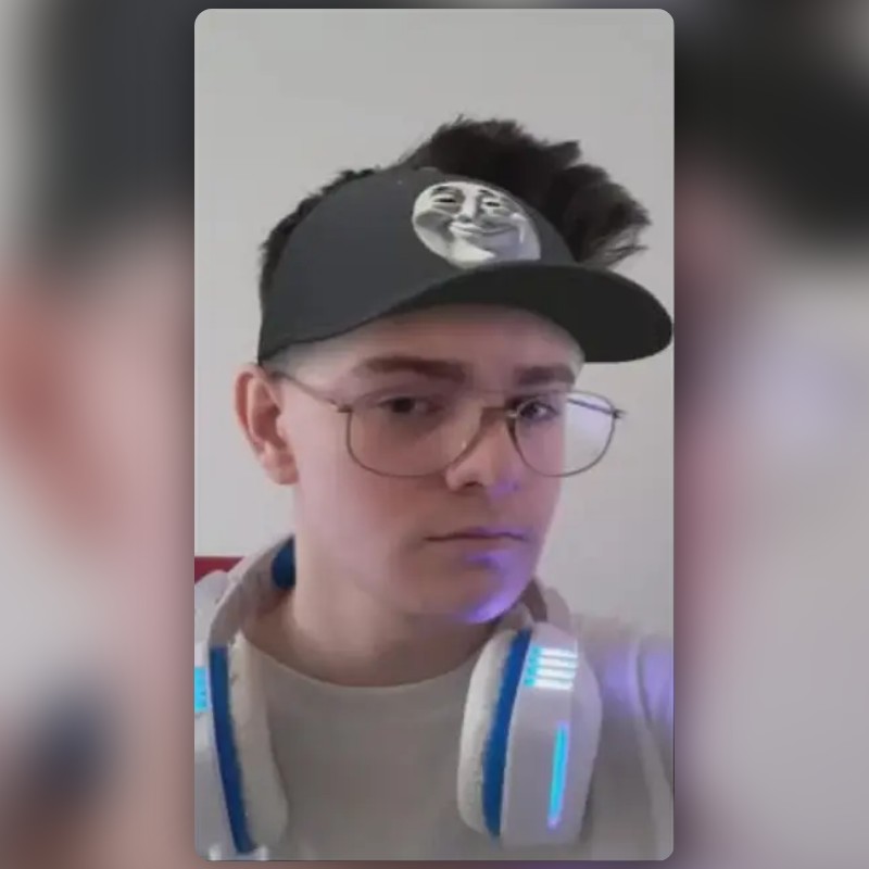 Thomas Meme Cap Lens by Ian Snapchat Lenses and Filters