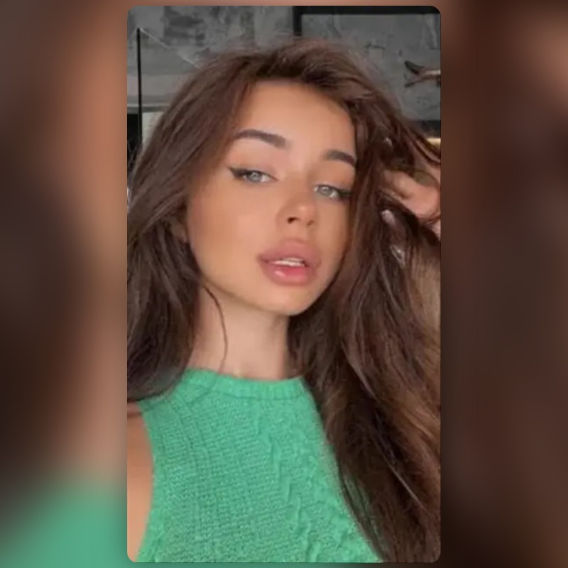 Beauty Grain Blush Lens by Azeem Snapchat Lenses and Filters