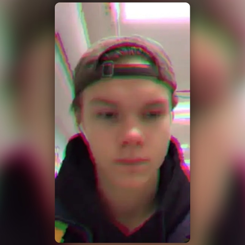 Glitch Lens by Lucas Snapchat Lenses and Filters