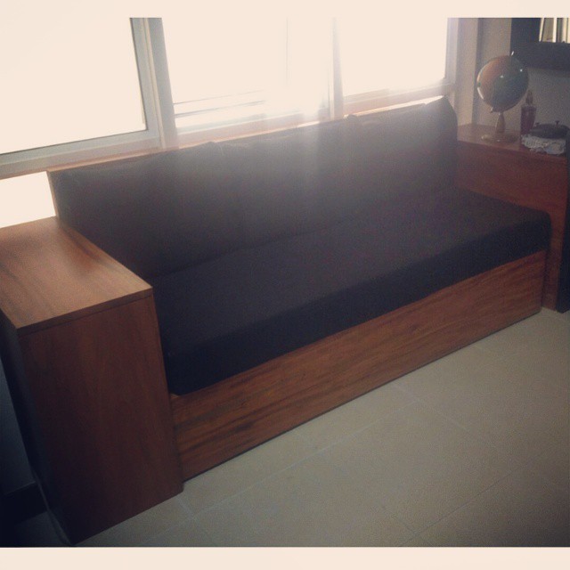 Buyer Show 4in1 furniture sofa, side tables with storage, pullout