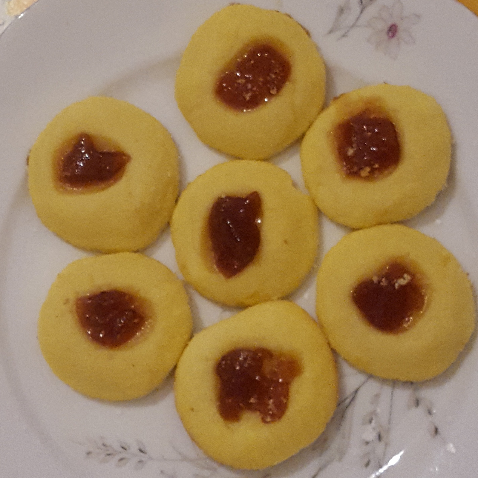 Biscotti friabilissimi con le uova sode Passioni Condivise