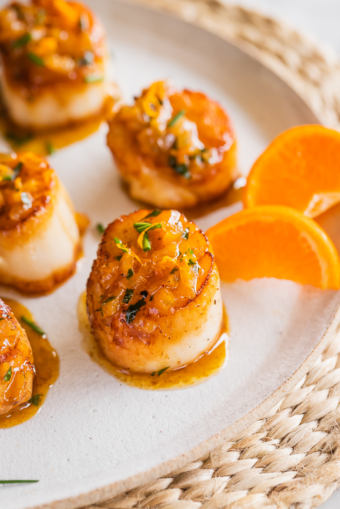 Perfect Seared Scallops with Citrus Butter Le Petit Eats