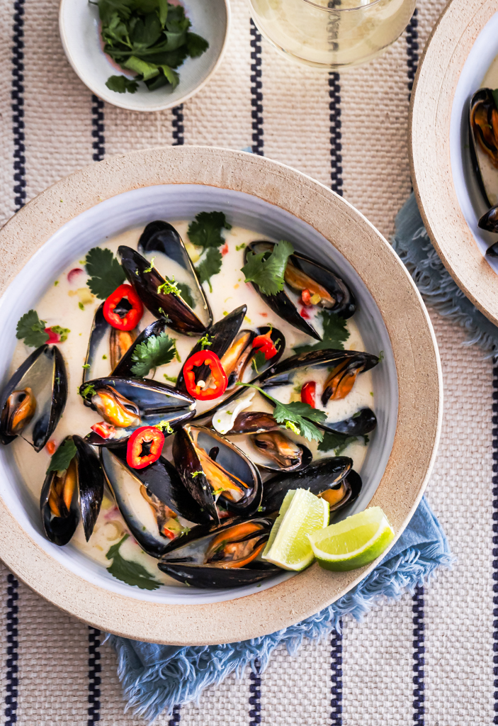 Lemongrass Ginger Steamed Mussels in Coconut Broth Le Petit Eats