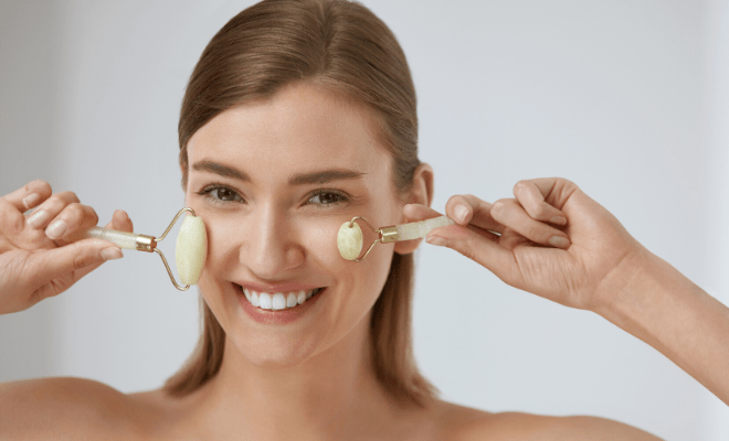 Expert Secrets to Using a Jade Roller: A Complete Guide