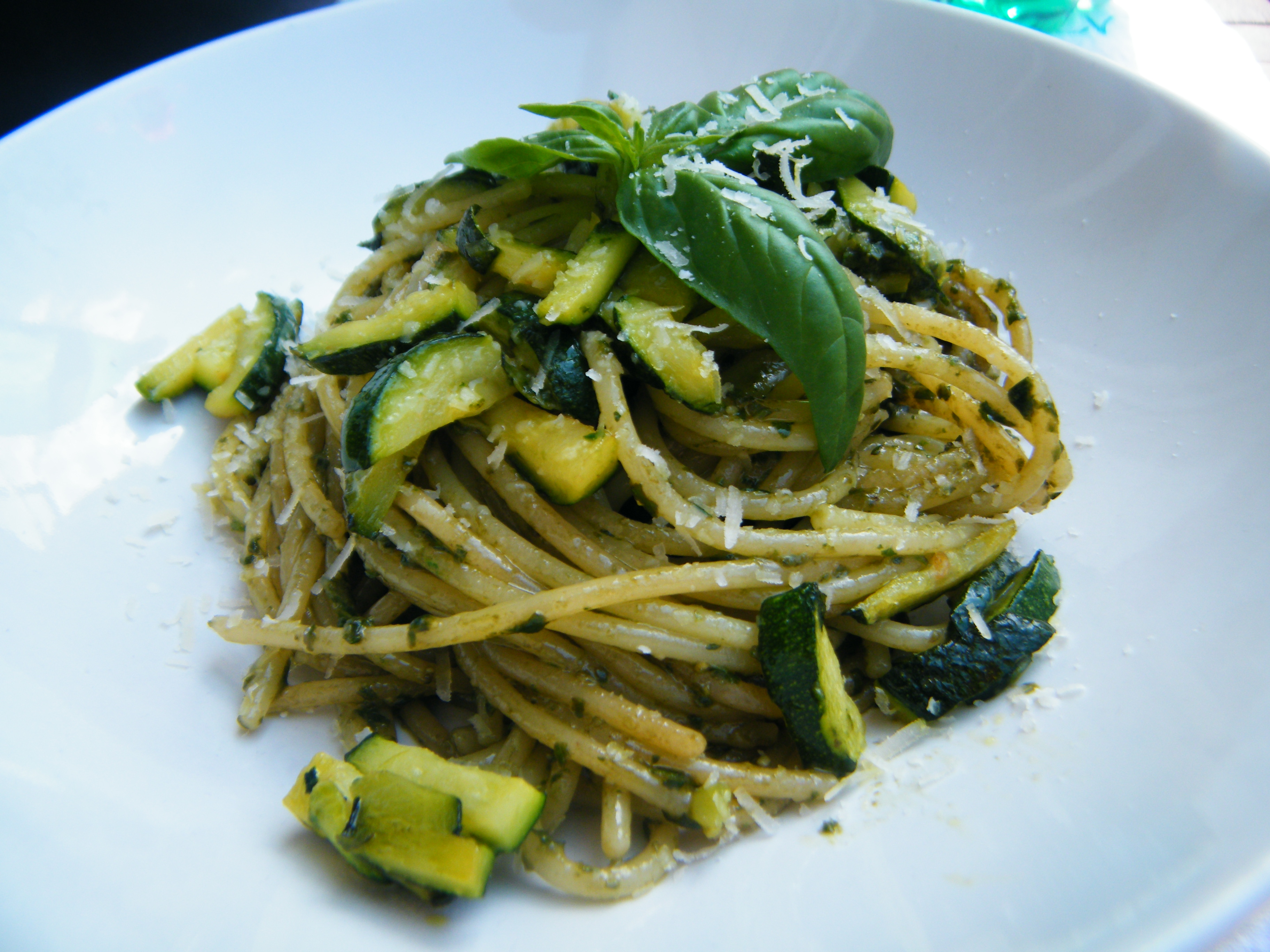 Pasta Con Zucchine E Pesto Ricetta Carbonara