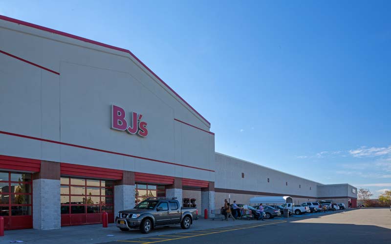 Lerner Properties United Artists & BJ Plaza, Westbury, NY