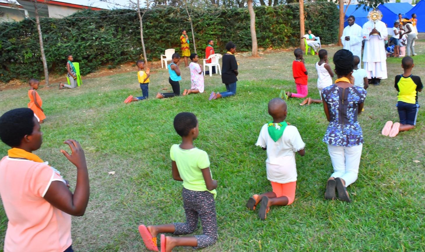 Les Camps de Brebis de Jésus au Foyer de Charité de Bujumbura Les