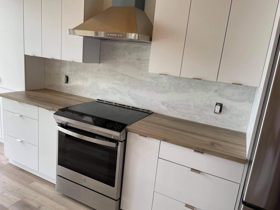 Installation comptoir AbitibiTémiscamingue Les Comptoirs Gauthier