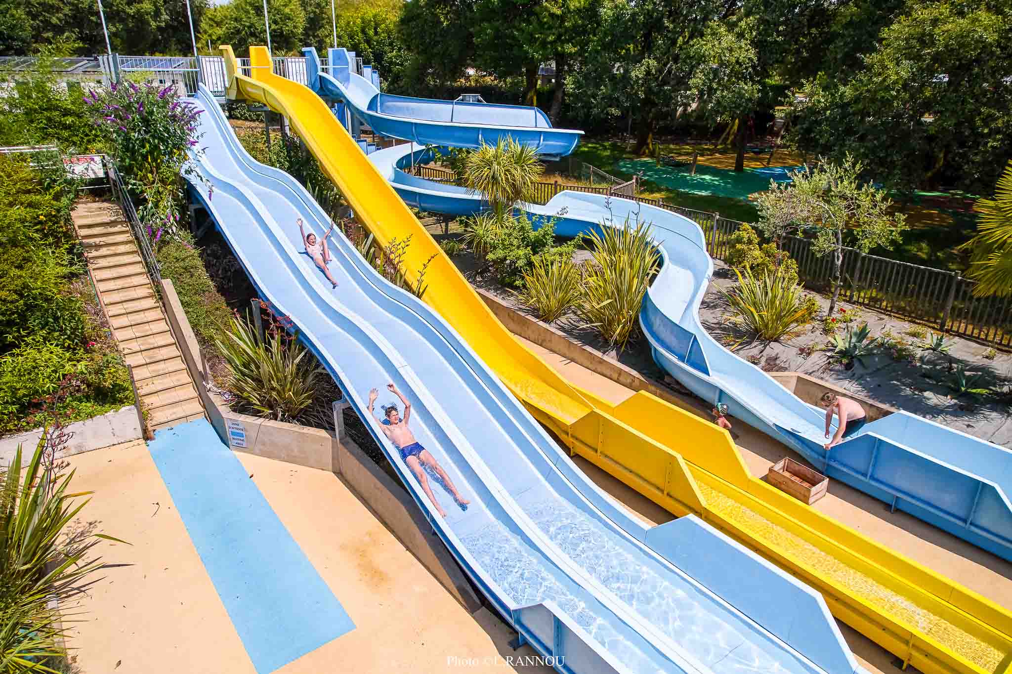 Camping Morbihan parc aquatique 5 toboggans, piscines et jeux d’eau