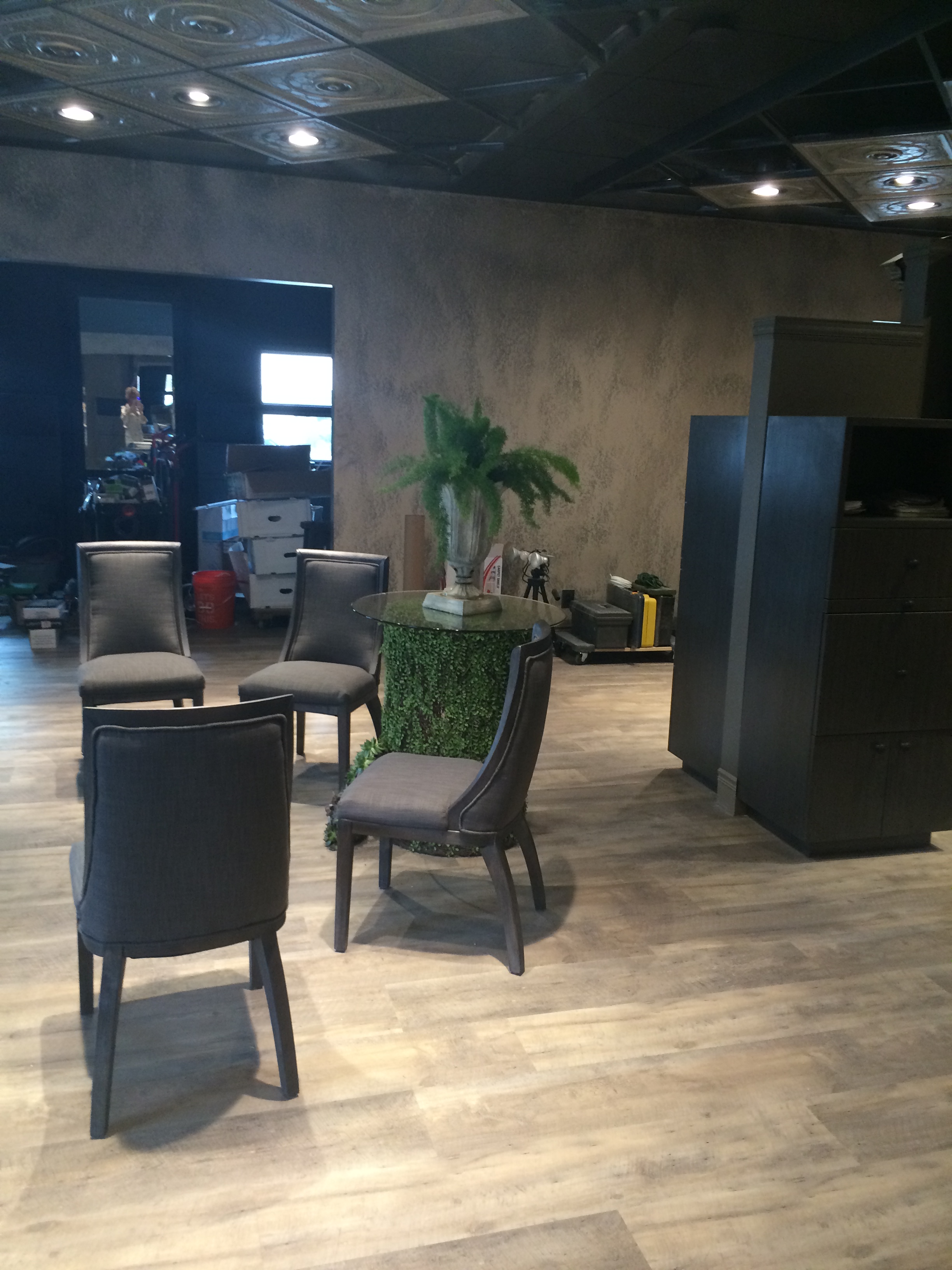 Tribute Salon Spa Leslie McGwire & Associates