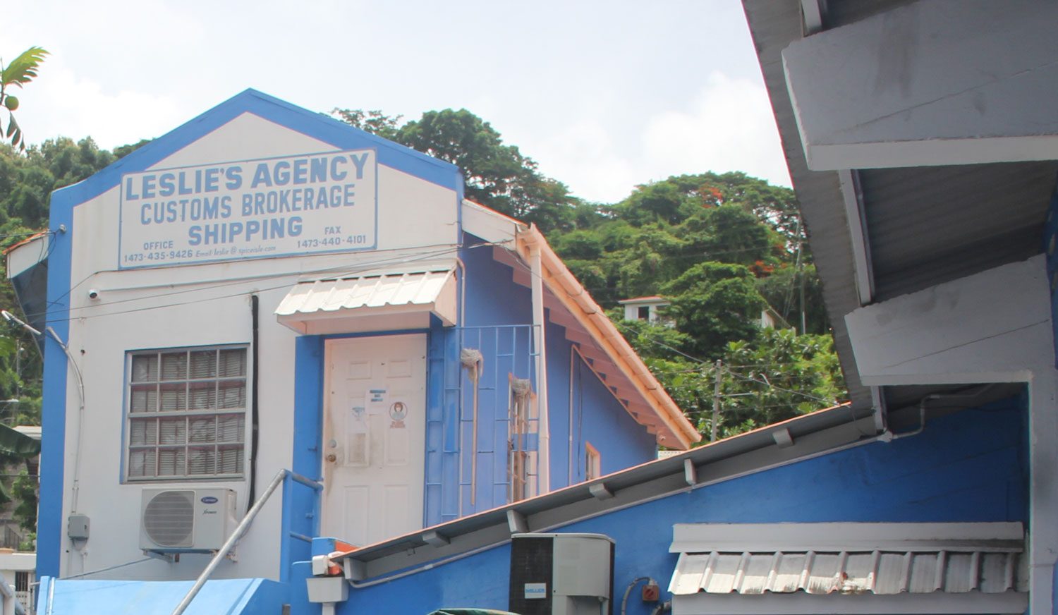 Leslie's Agency Deliver Everywhere