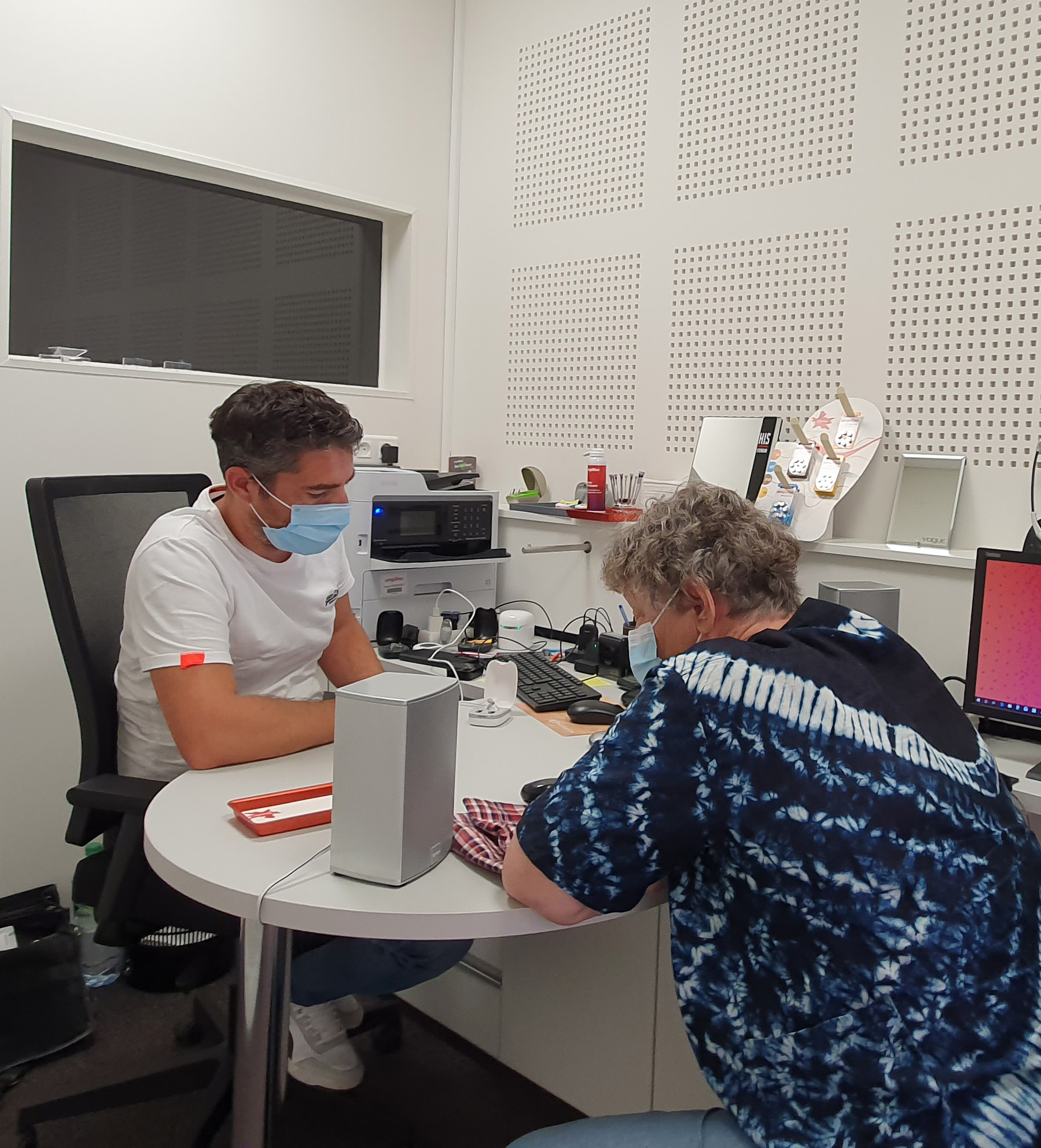 Les d'Isa Opticien & Visagiste à Saint Hippolyte du Fort