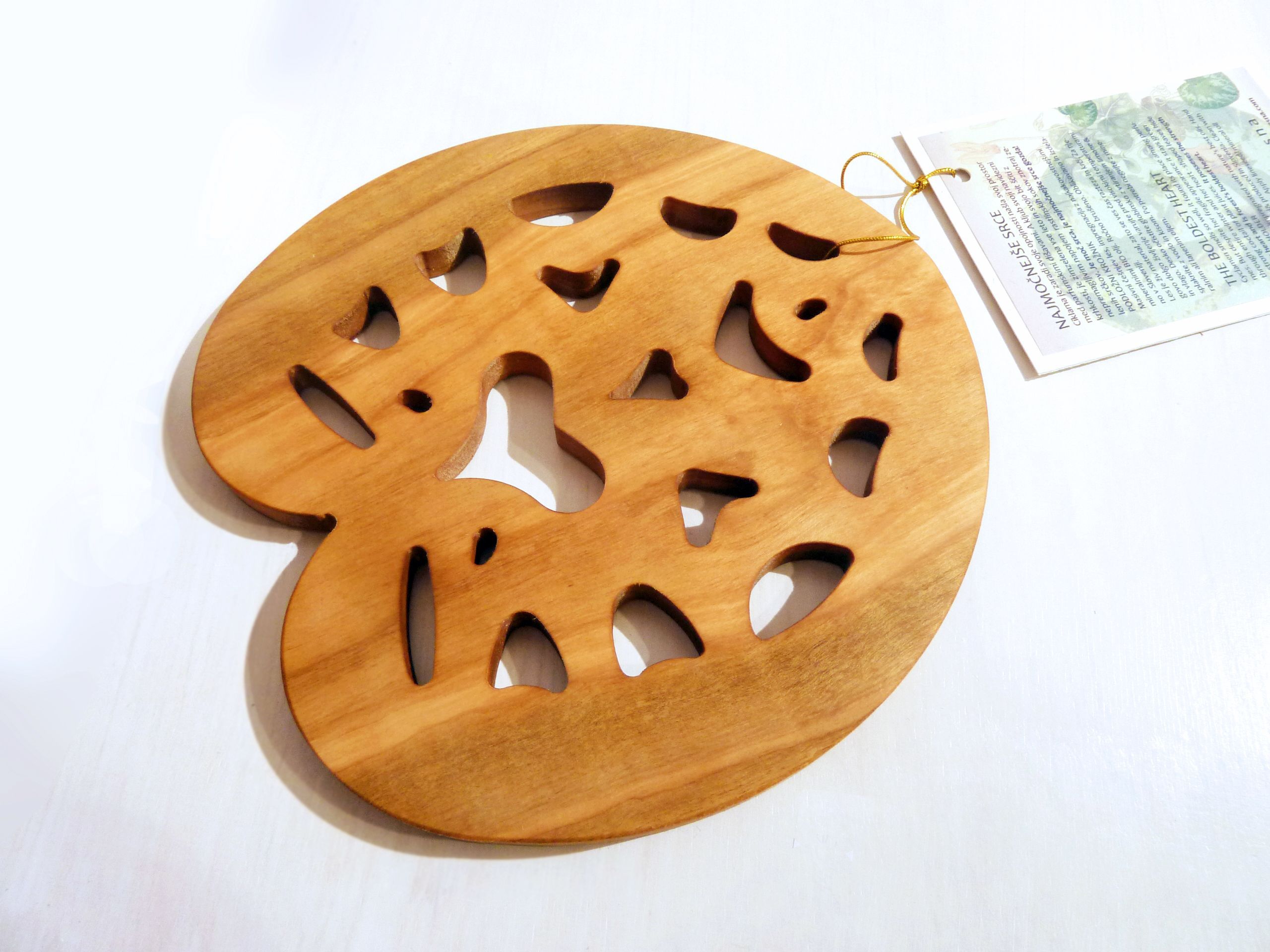 Wooden hot pot stand Strongest Heart Cyclamen Leaf LesnaVesna