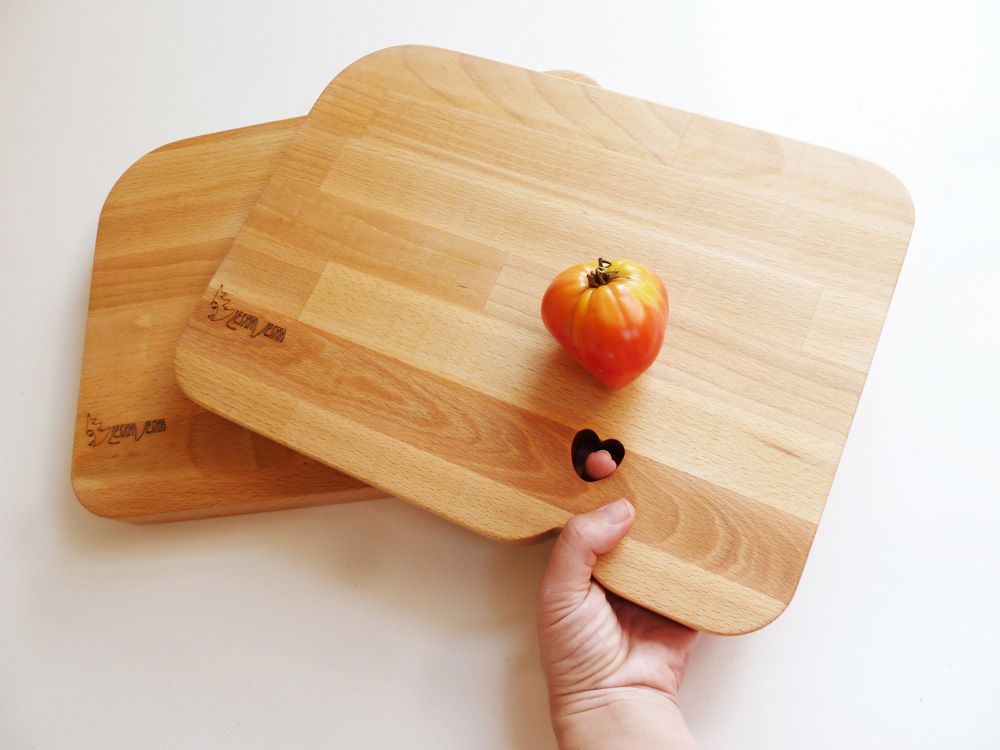 Beech wood cutting board MY TINY HEART LesnaVesna