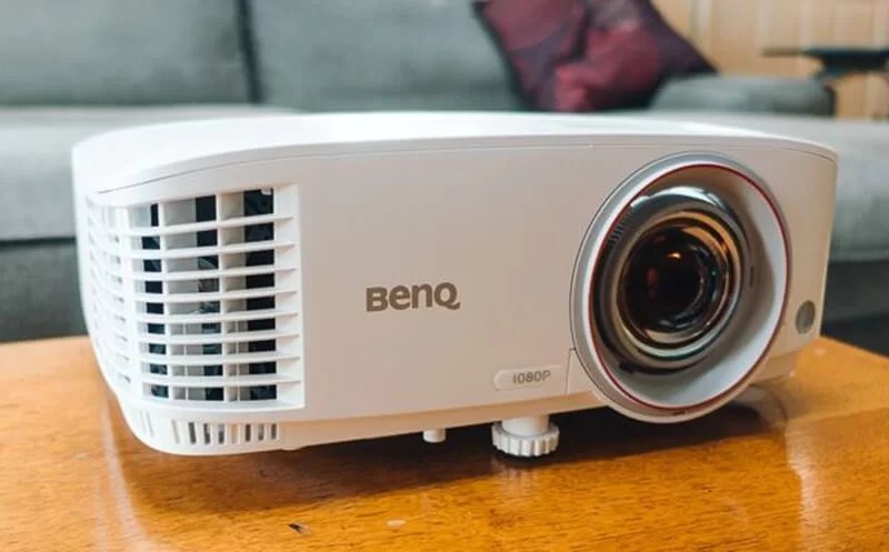 Top 19 Best Projectors Under 1000 Dollars LessConf