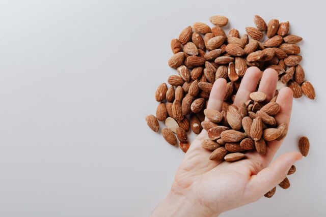 10 Health Benefits of Almonds