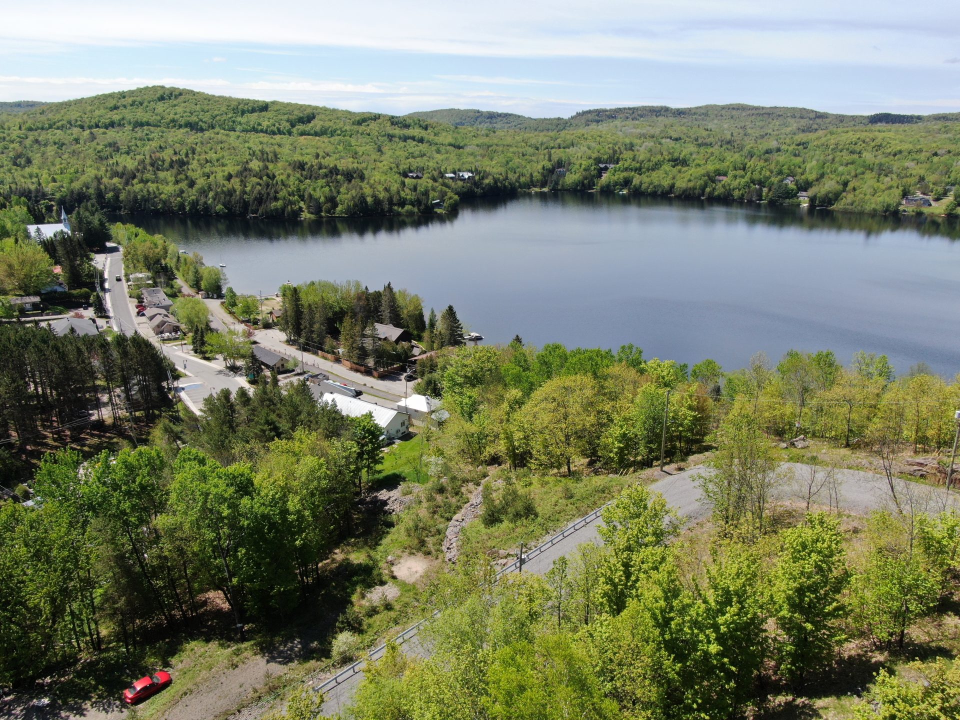 VIEUXVILLAGE LE CRÉPUSCULE DU LAC MERCIER Terrain avec vue