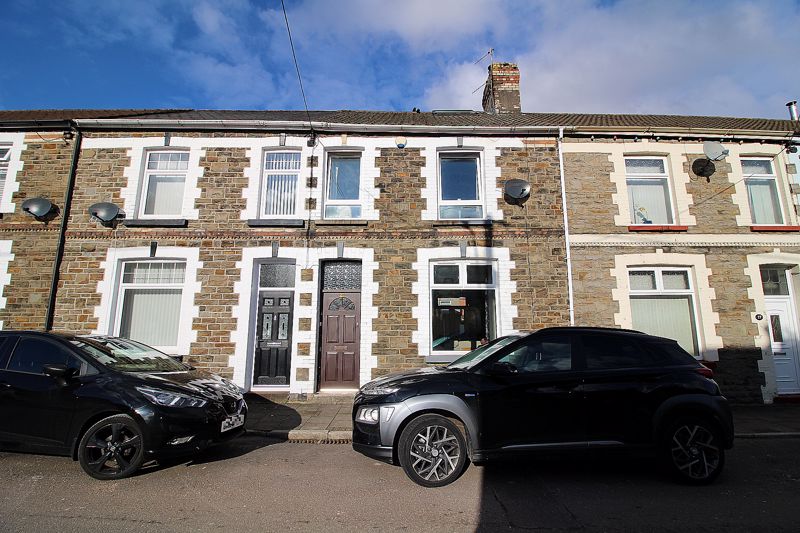 Pwllgwaun Road, Pwllgwaun, Pontypridd, CF37 1HH Sell Right