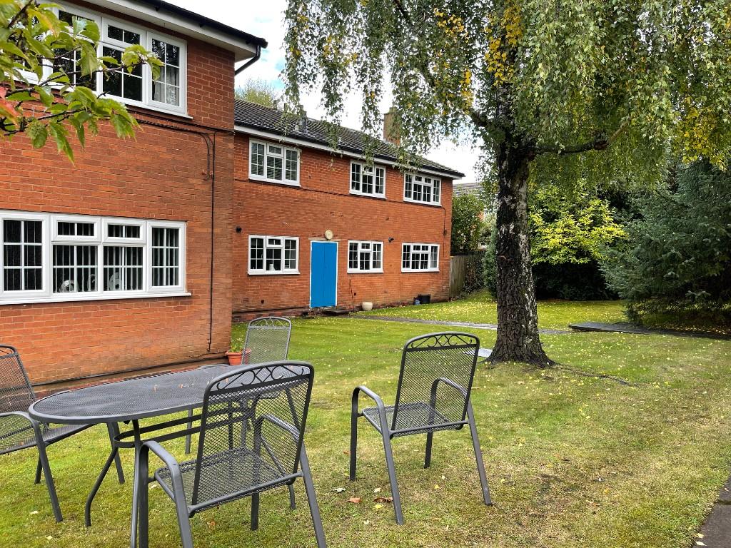 Lawford Grove, Solihull, West Midlands, B90 letco