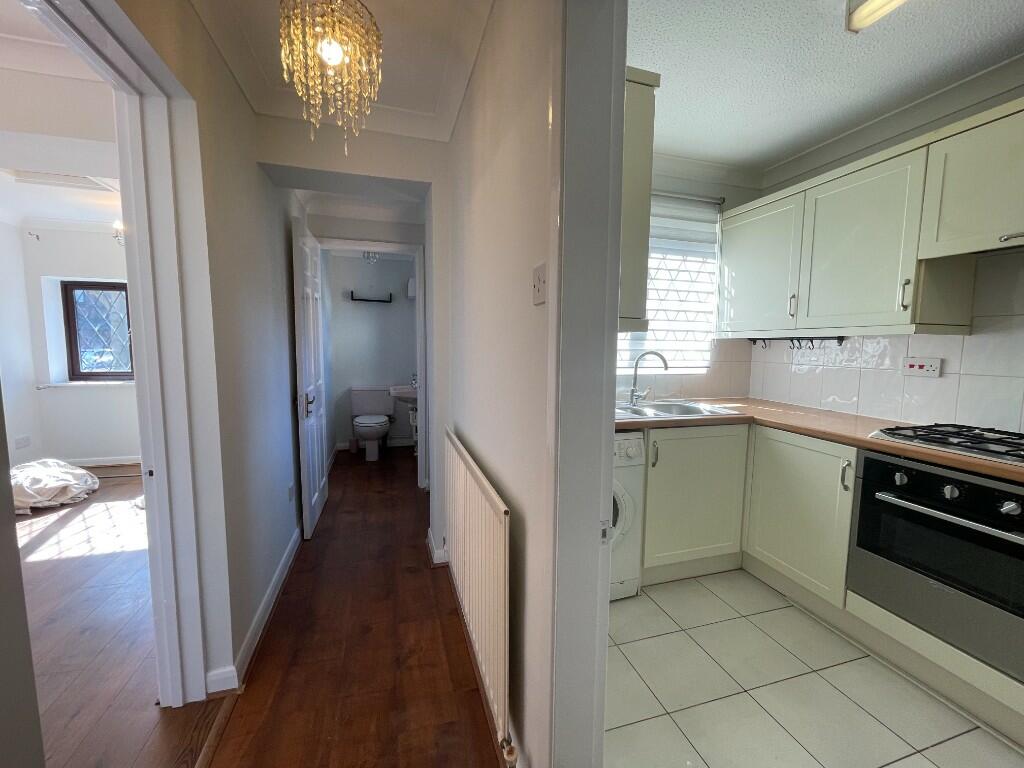 Tilesford Close, Solihull, West Midlands, B90 letco