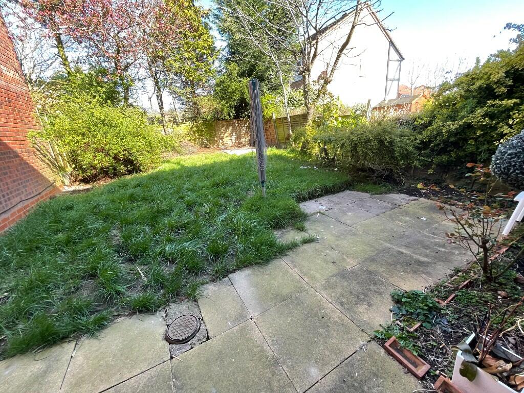 Tilesford Close, Solihull, West Midlands, B90 letco