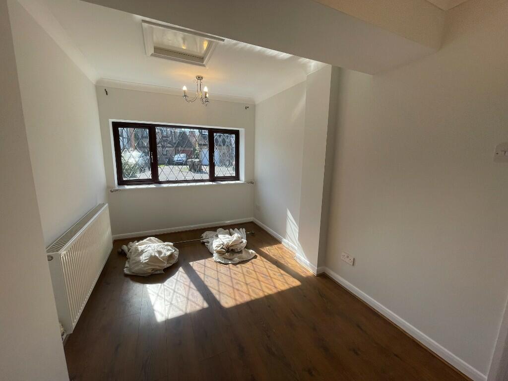 Tilesford Close, Solihull, West Midlands, B90 letco