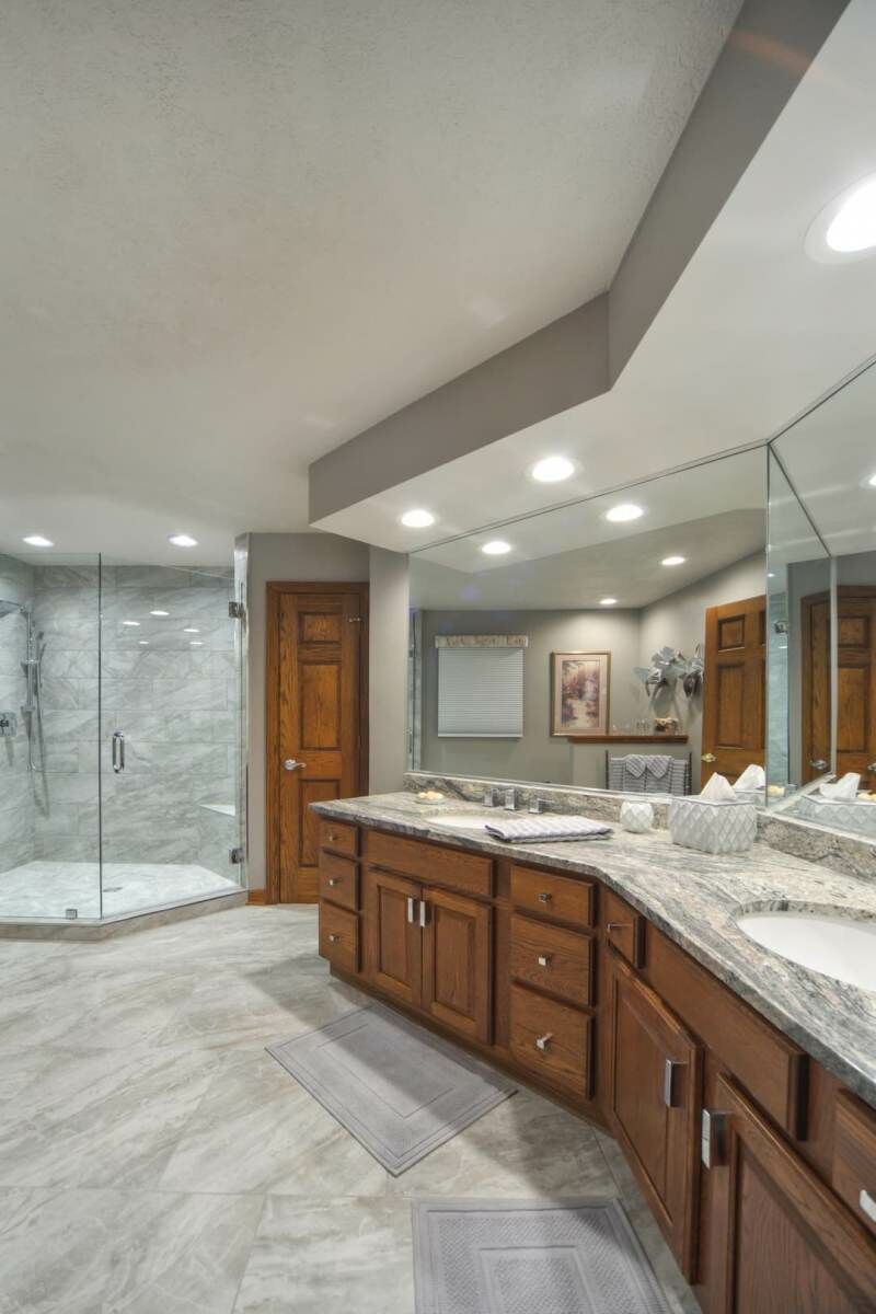 Bathroom in Canfield, OH Kitchens & Bathrooms by Duncan's Bath