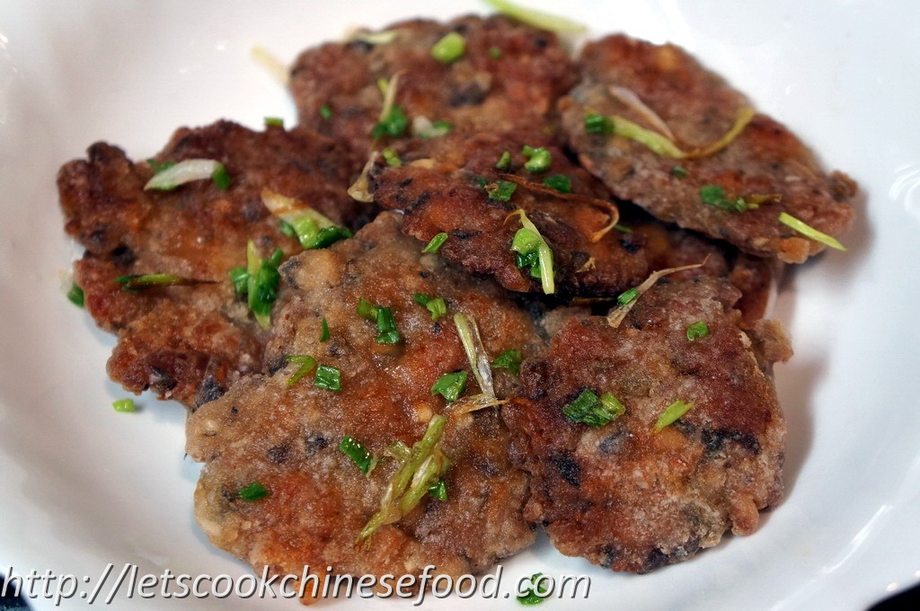 Chinese Recipe Panfried Meat Patties (食譜 香煎肉餅)