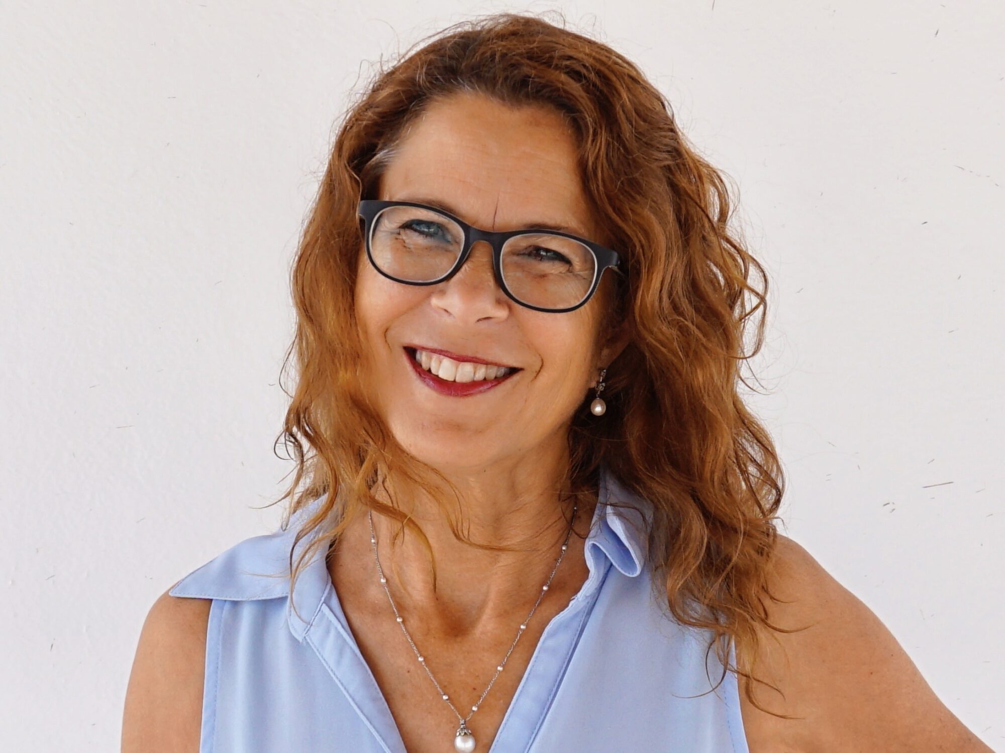 EMDR Therapy for Anxiety Grounded, Present, Connected Let's Deal With It