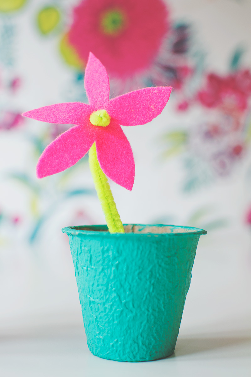 The EASIEST Felt Flowers PERFECT CRAFT FOR KIDS!